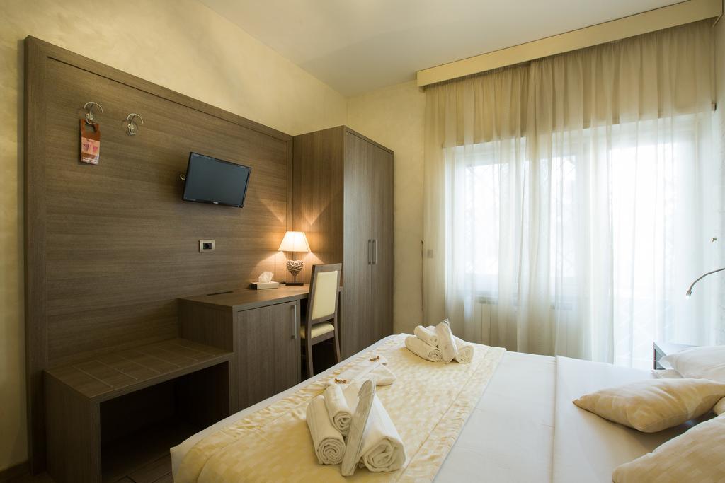 Relais Tiburtina Bed & Breakfast
